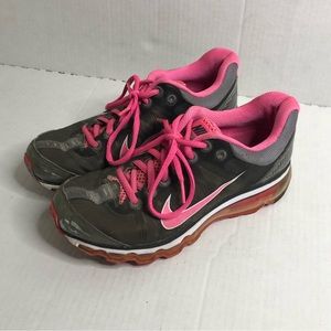 Nike Air Max Sneakers Womens size 7 Running Training Shoes Pink Gray